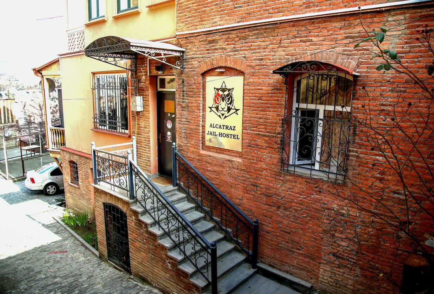 Alcatraz Jail-hostel, Tbilisi