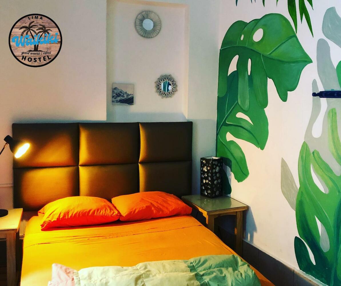 Waikiki Hostel, Lima