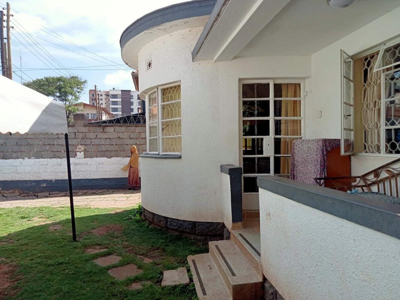 PINKROSES GARDENS HOSTEL, Nairobi