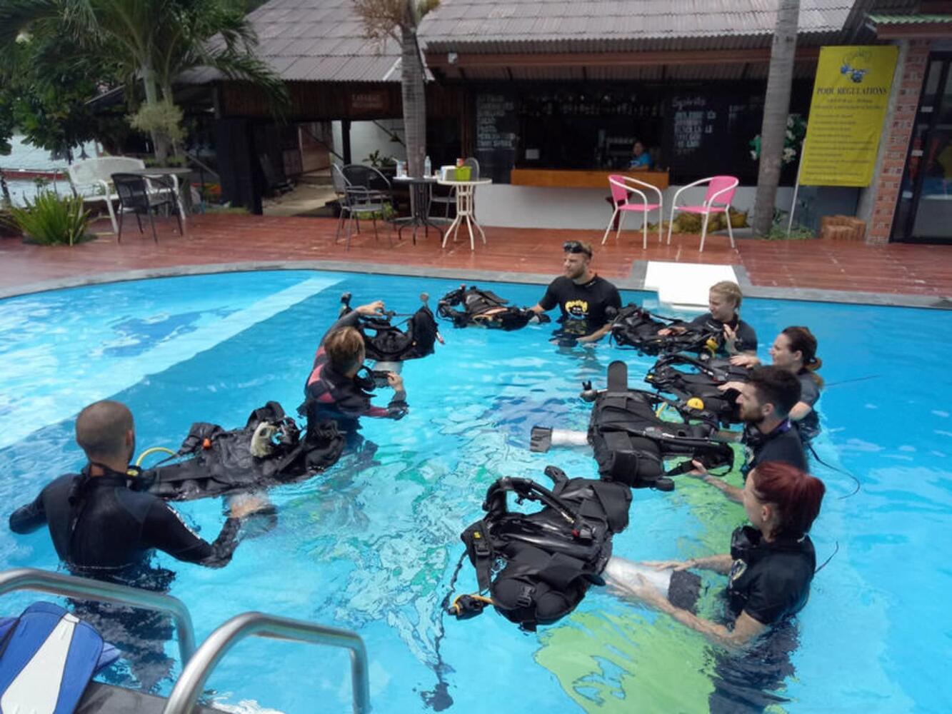 Carabao Diving Resort, Koh Tao