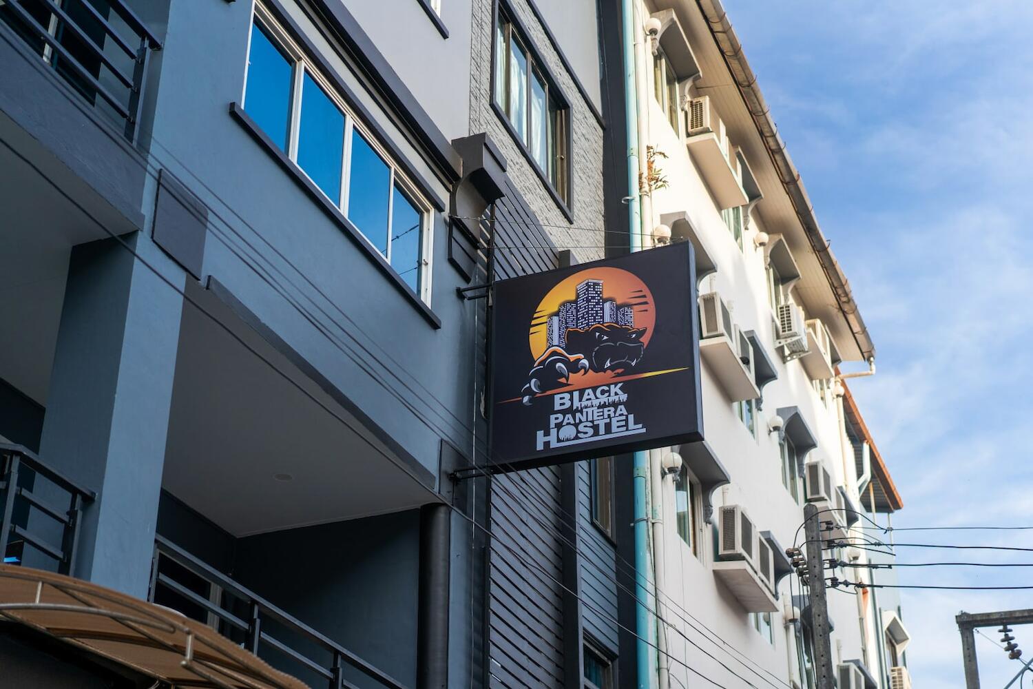 Black Pantera Hostel, Phuket City