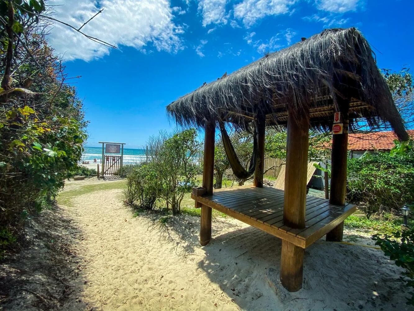 The Search House Beachfront Hostel, Florianópolis