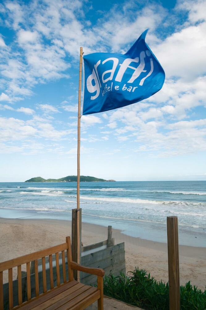 Graffi Beach Hostel, Florianópolis