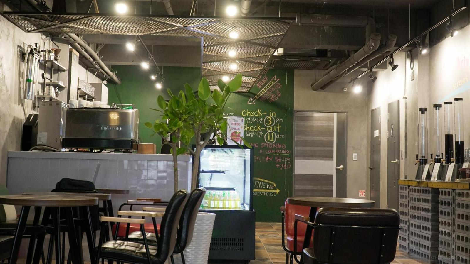 One Way Guesthouse, Busan