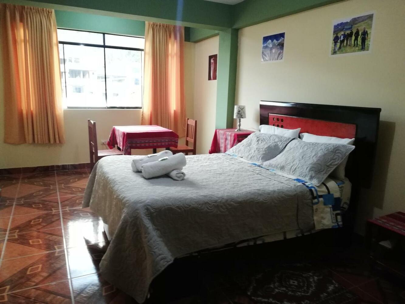 Artesonraju Hostel, Huaraz