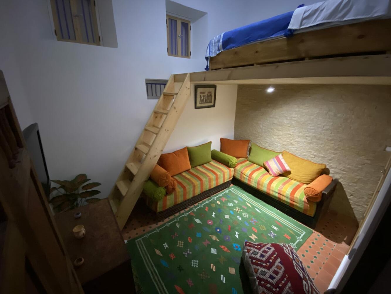 Hostel Capital, Rabat