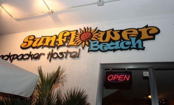 Sunflower Beach Backpacker Hostel, Rimini