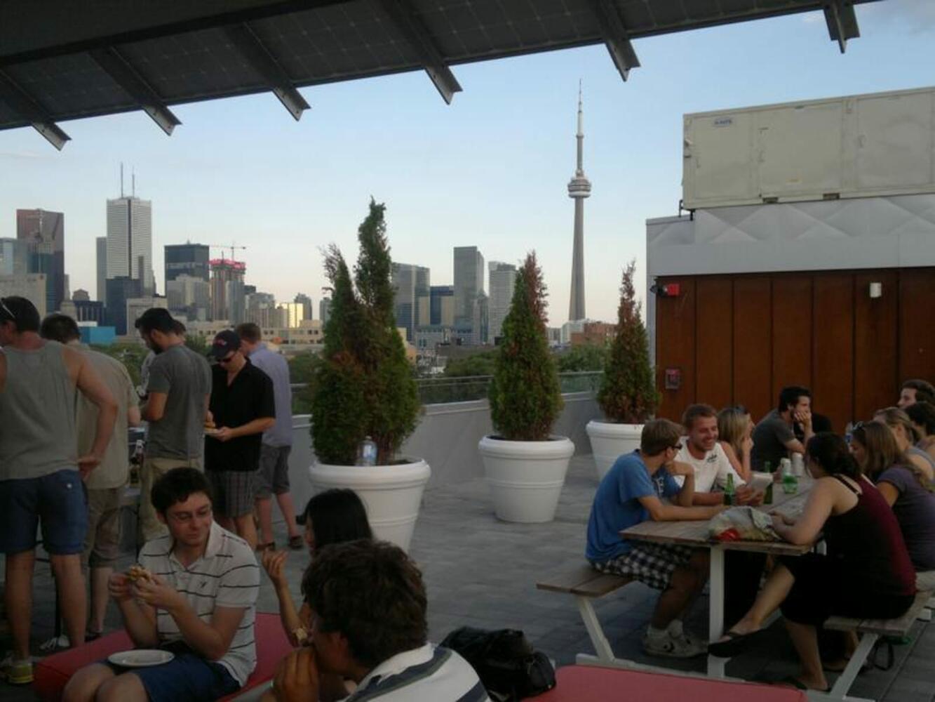 Planet Traveler Hostel, Toronto