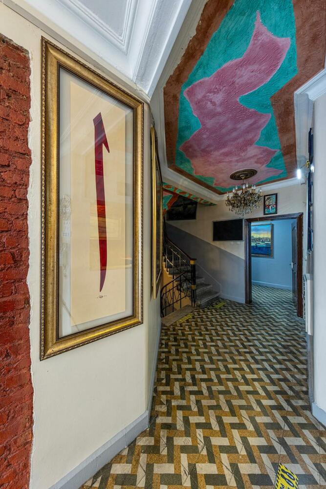 Bahaus Guesthouse Hostel, Istanbul