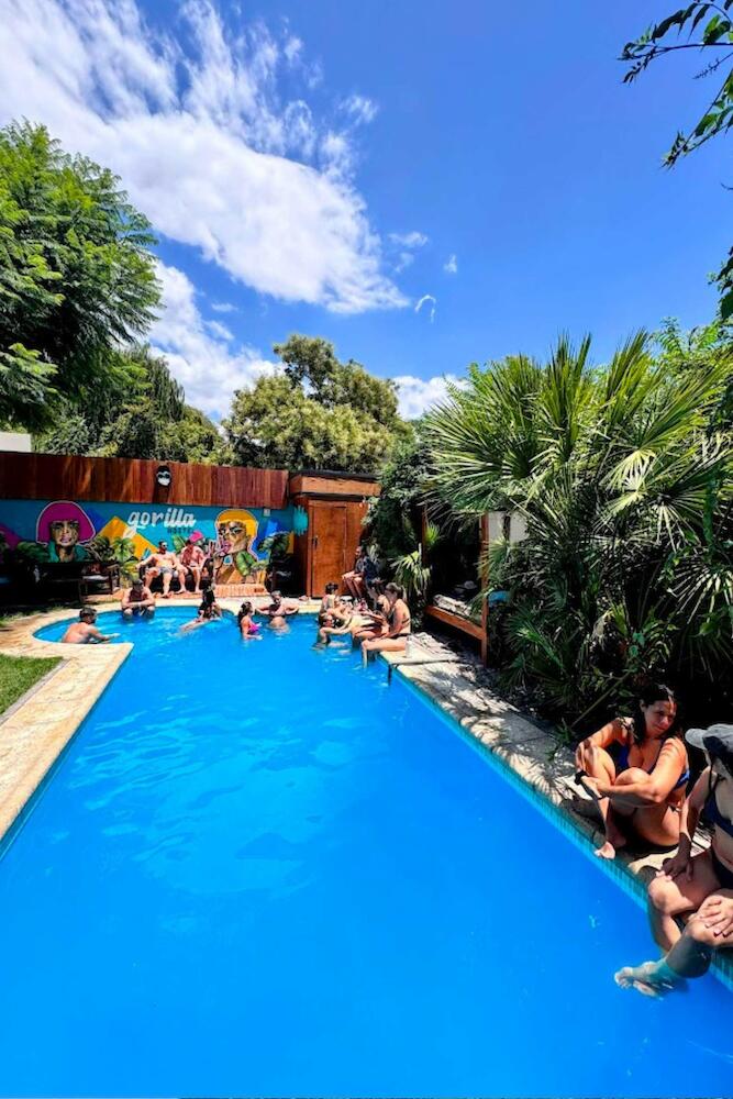 Gorilla Hostel, Mendoza