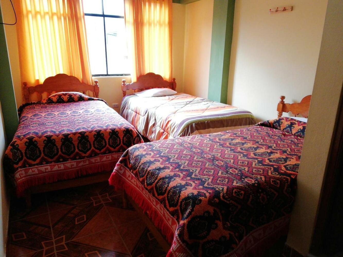 Artesonraju Hostel, Huaraz