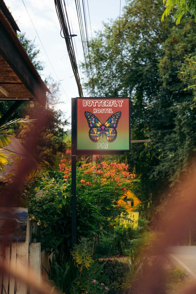 Butterfly Hostel,, Pai