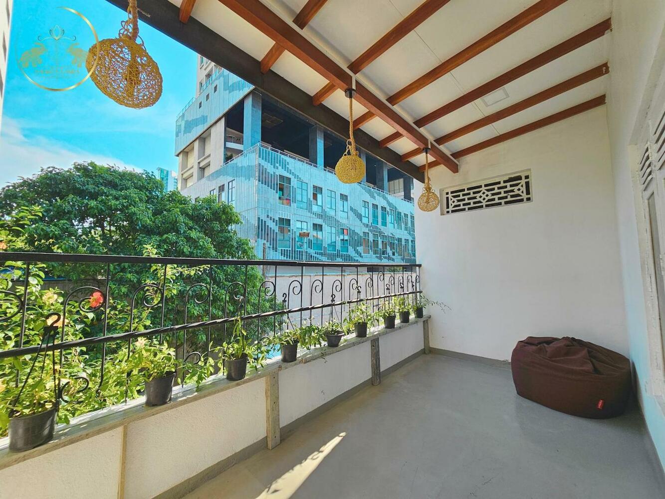 Galle Face Terrace Hostel By Tourlux, Colombo