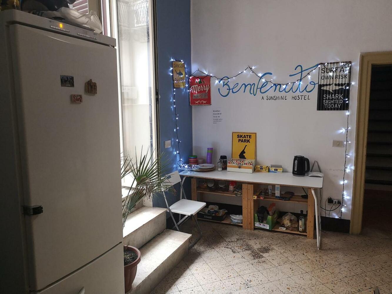 Sunshine Hostel, Palermo