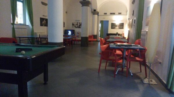 Fabric Hostel & Club, Naples