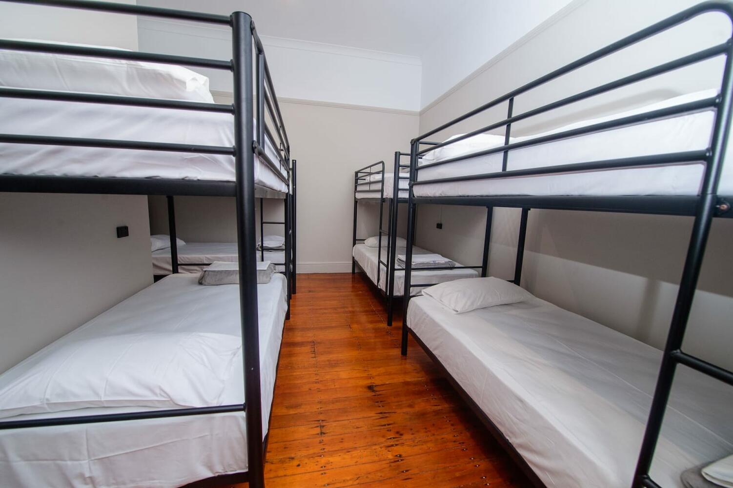 Flinders St. Hostel - Female Only, Townsville