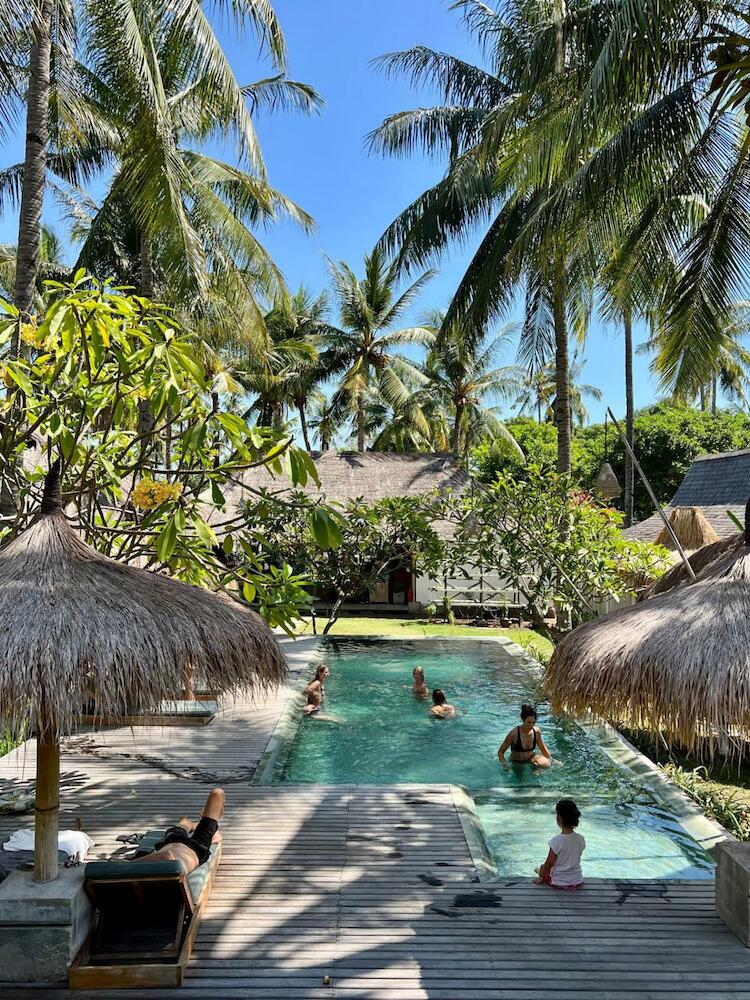 Captain Coconuts, Gili Air