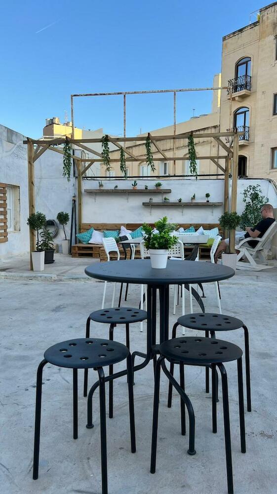 Hostel On, Sliema