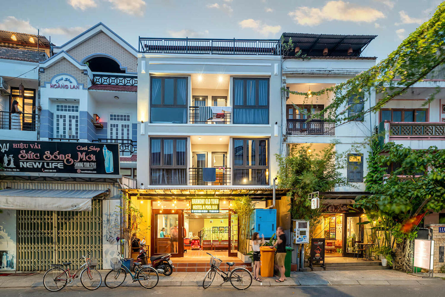 Harmony Old Town Hostel & Pool Bar, Hoi An