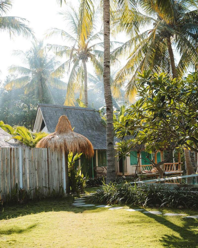 Captain Coconuts, Gili Air