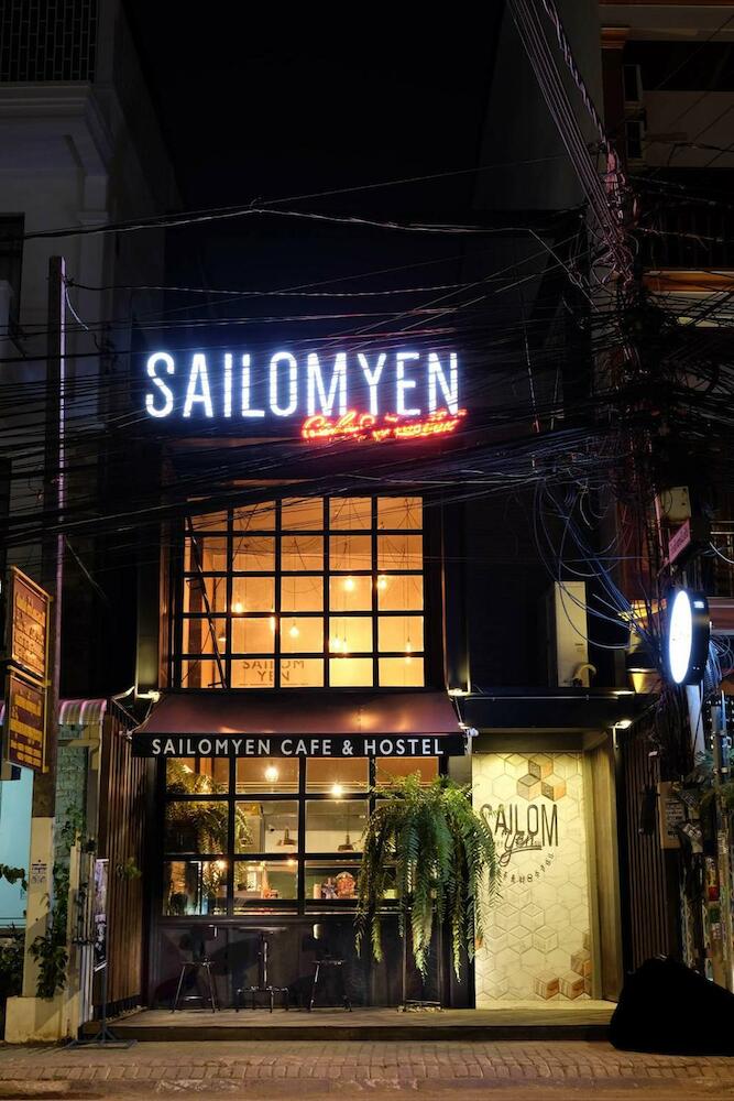 Sailomyen Cafe & Hostel, Vientiane