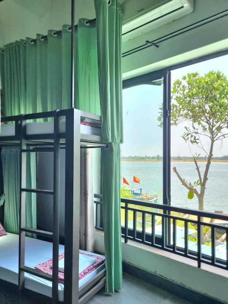 Calm House Hostel, Hoi An