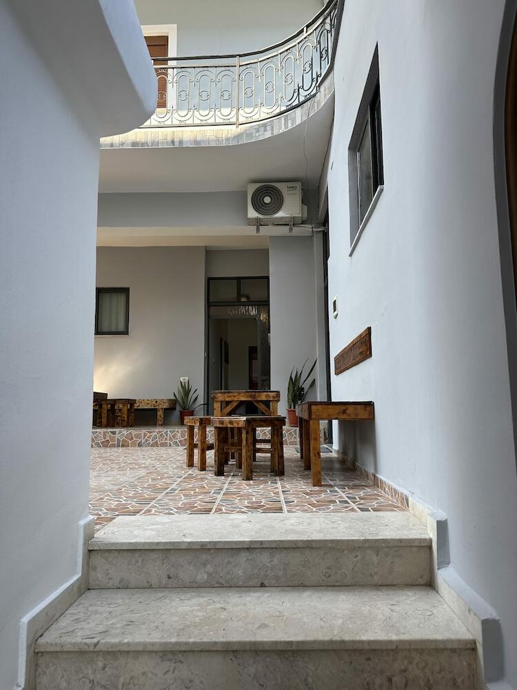 Hanna's Hostel, Berat