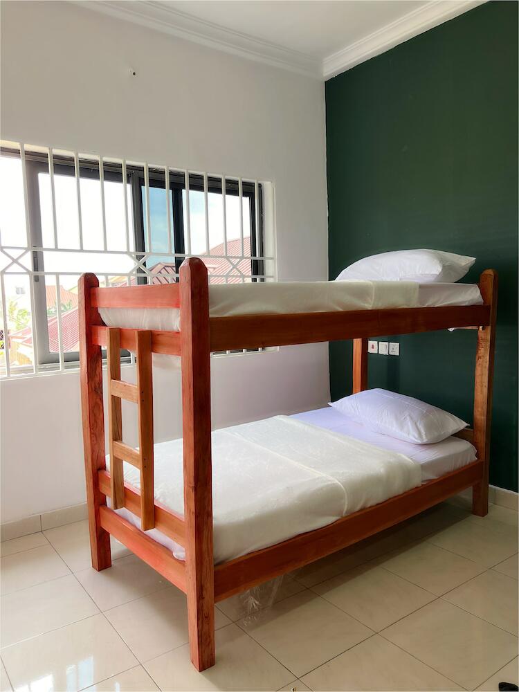 Serene Hostel, Accra