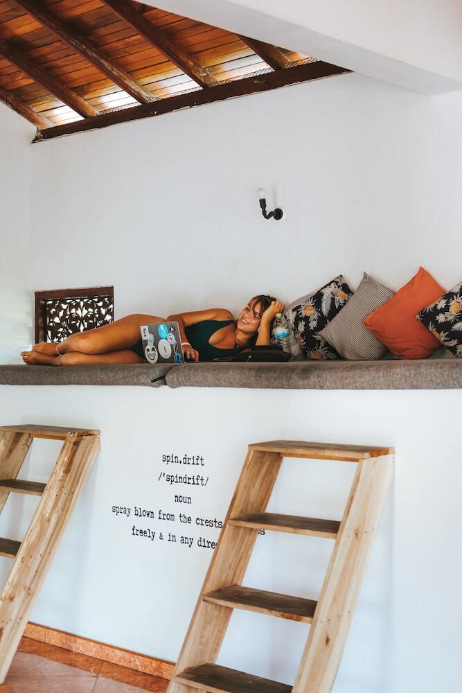 The Spindrift Hostel, Weligama