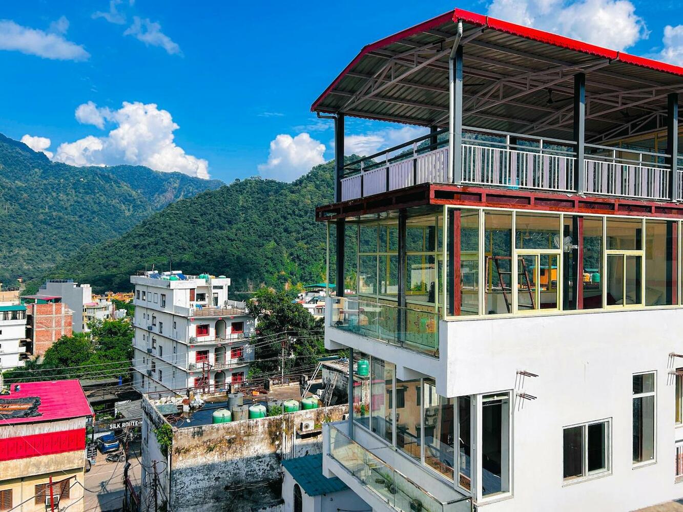 Hotstel Rishikesh,tapovan, Rishikesh