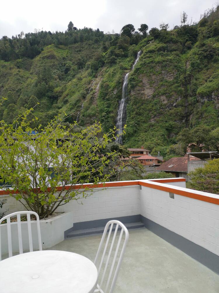 Hostal Chimenea, Baños