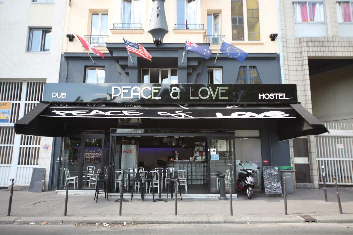 Peace & Love Hostel, Paris