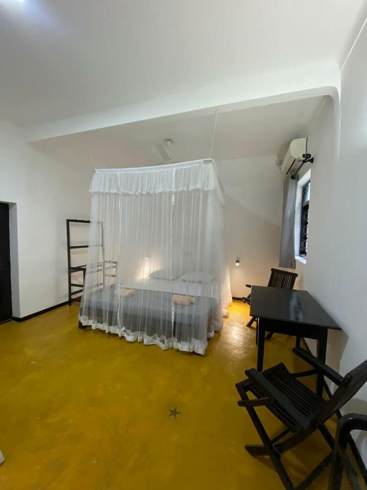 Pearl Villa Rooms & Hostel, Galle