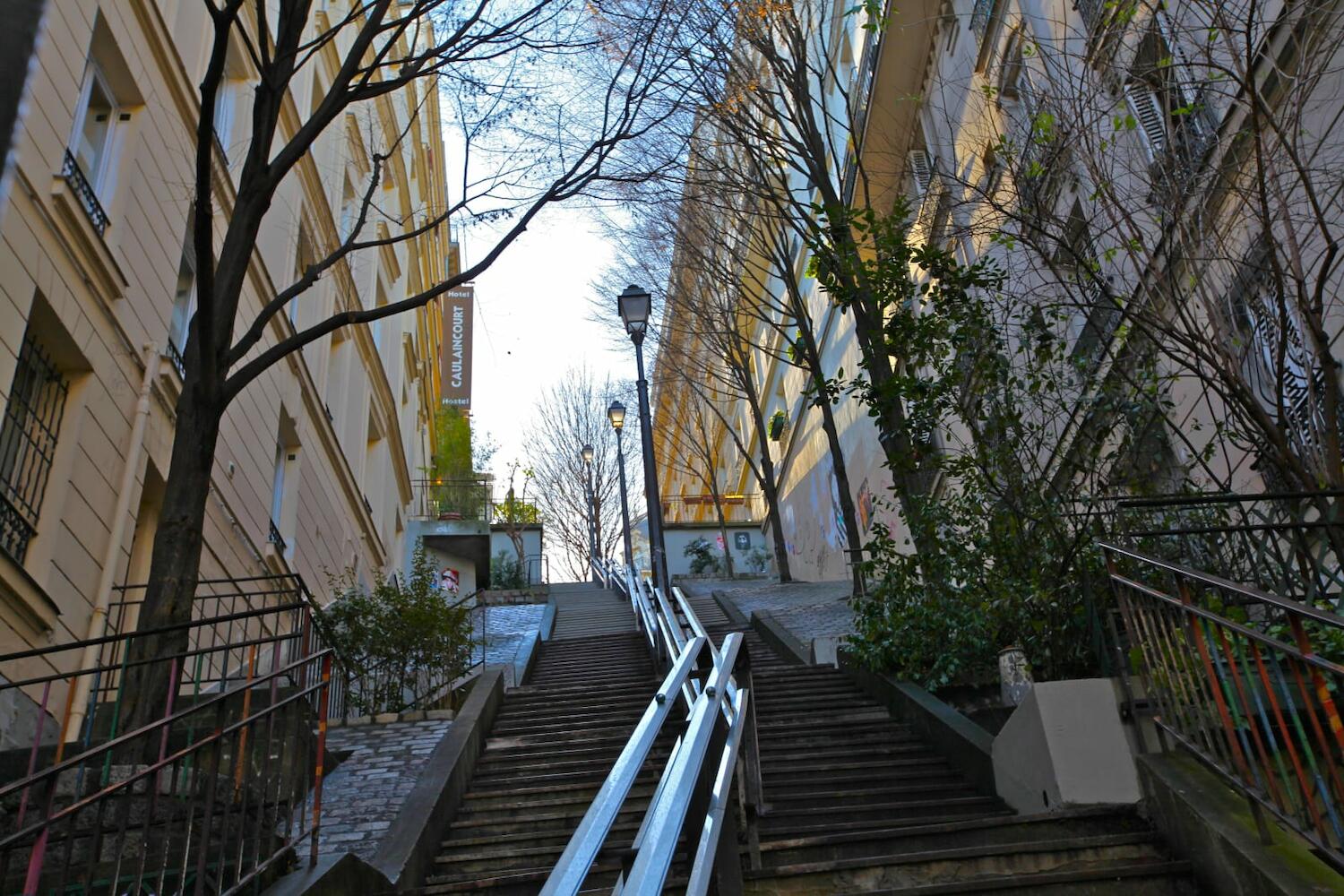 Caulaincourt Montmartre by Hiphophostels, Paris