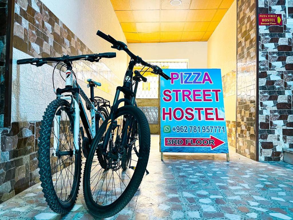 Pizza Street Hostel, Aqaba