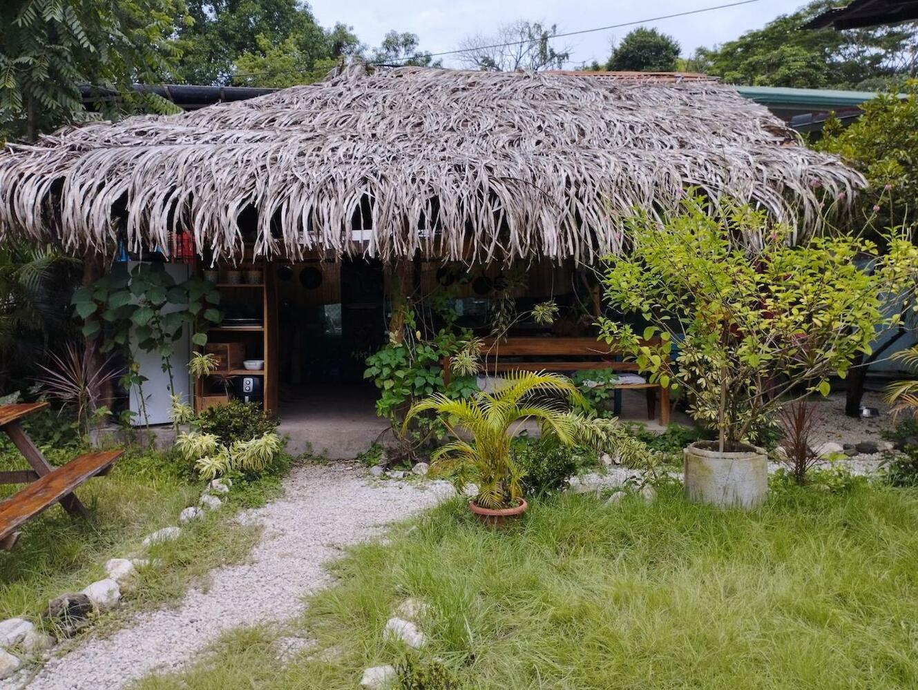 Woodstock Hostel, Sámara