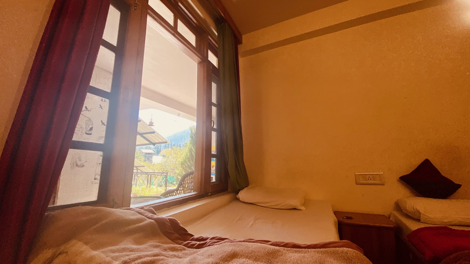 The Madpackers Hostel, Manali