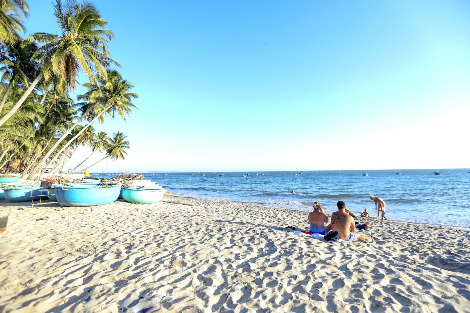 EVA HUT Mui Ne Beach Hostel, Mui Ne