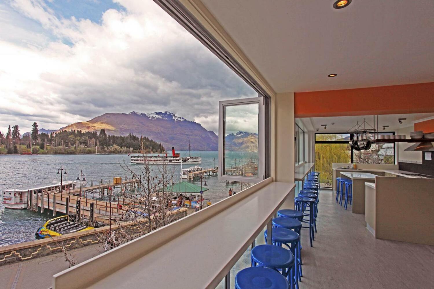 Absoloot Hostel, Queenstown