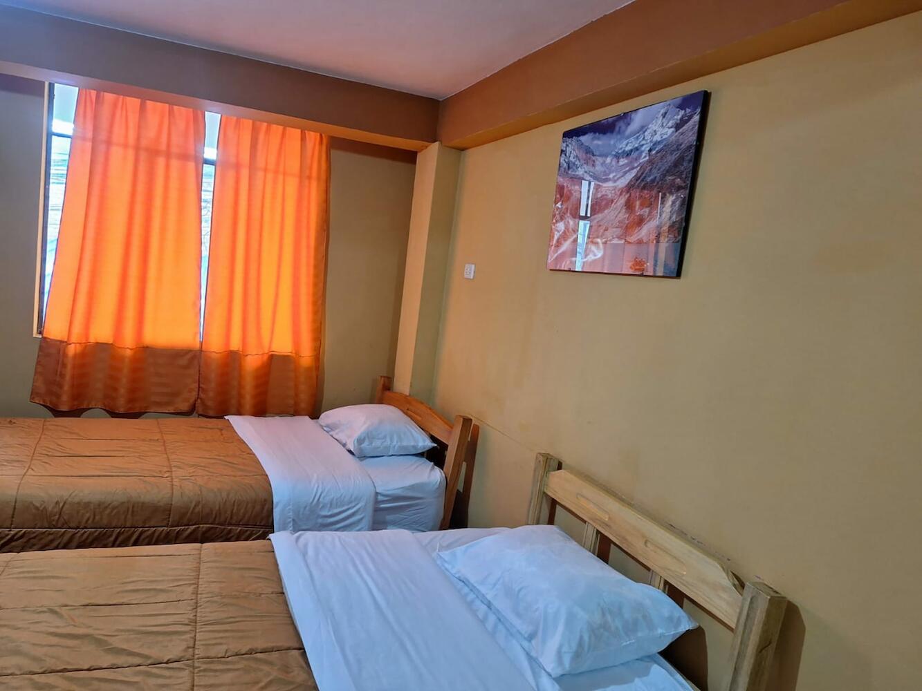 Montañero Hostel Ii, Huaraz