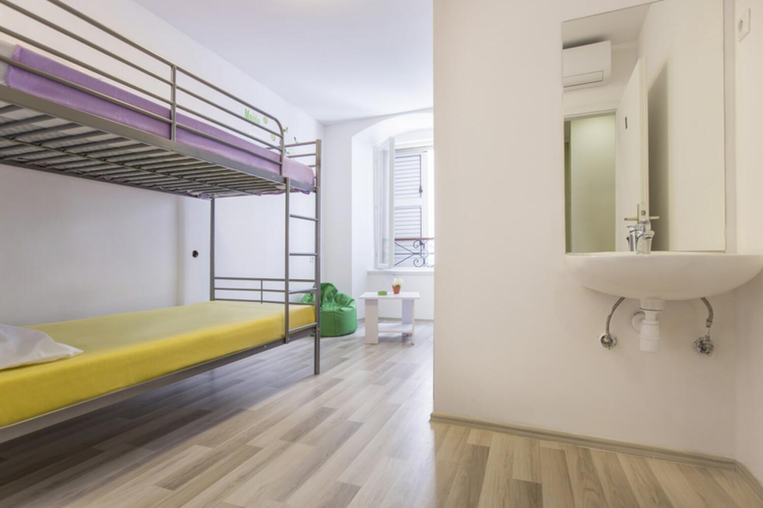 Downtown Hostel, Split