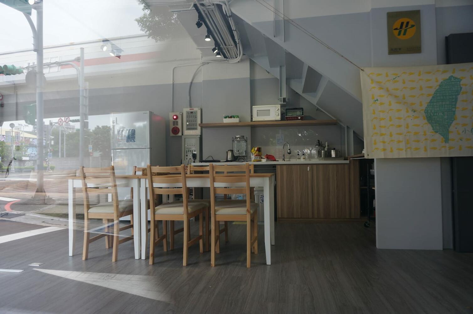 Corner Hostel & Cafe, Taipei