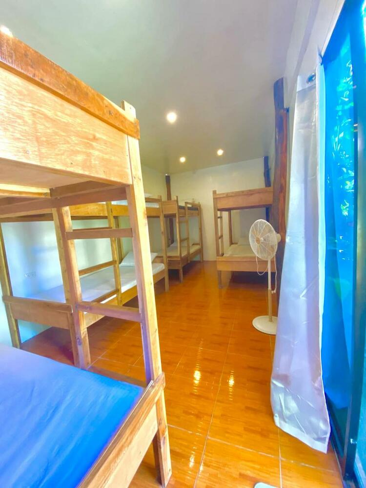 Knowwell Siargao Bunk Bed, General Luna