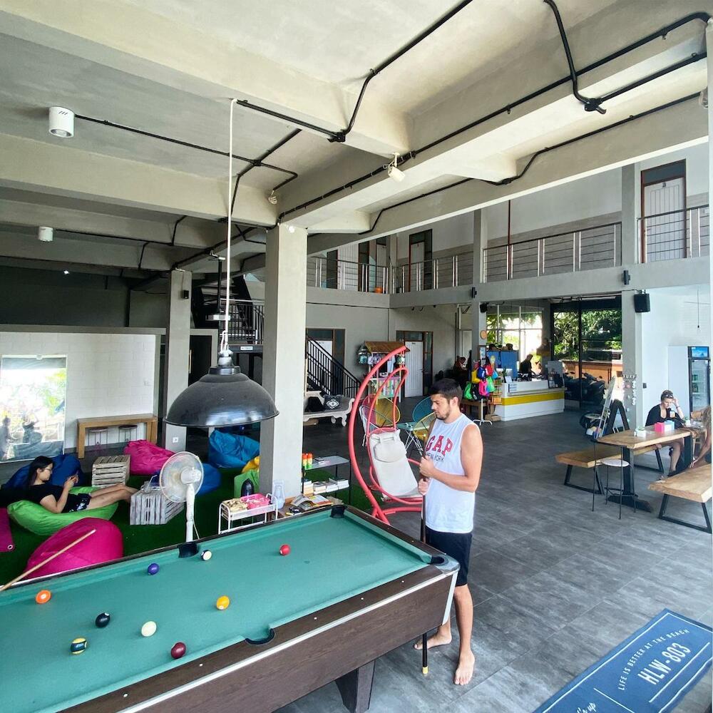 Beach Hut Hostel, Kuta Bali