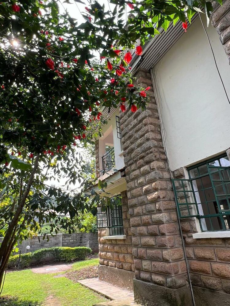 The Library Hostel, Nairobi