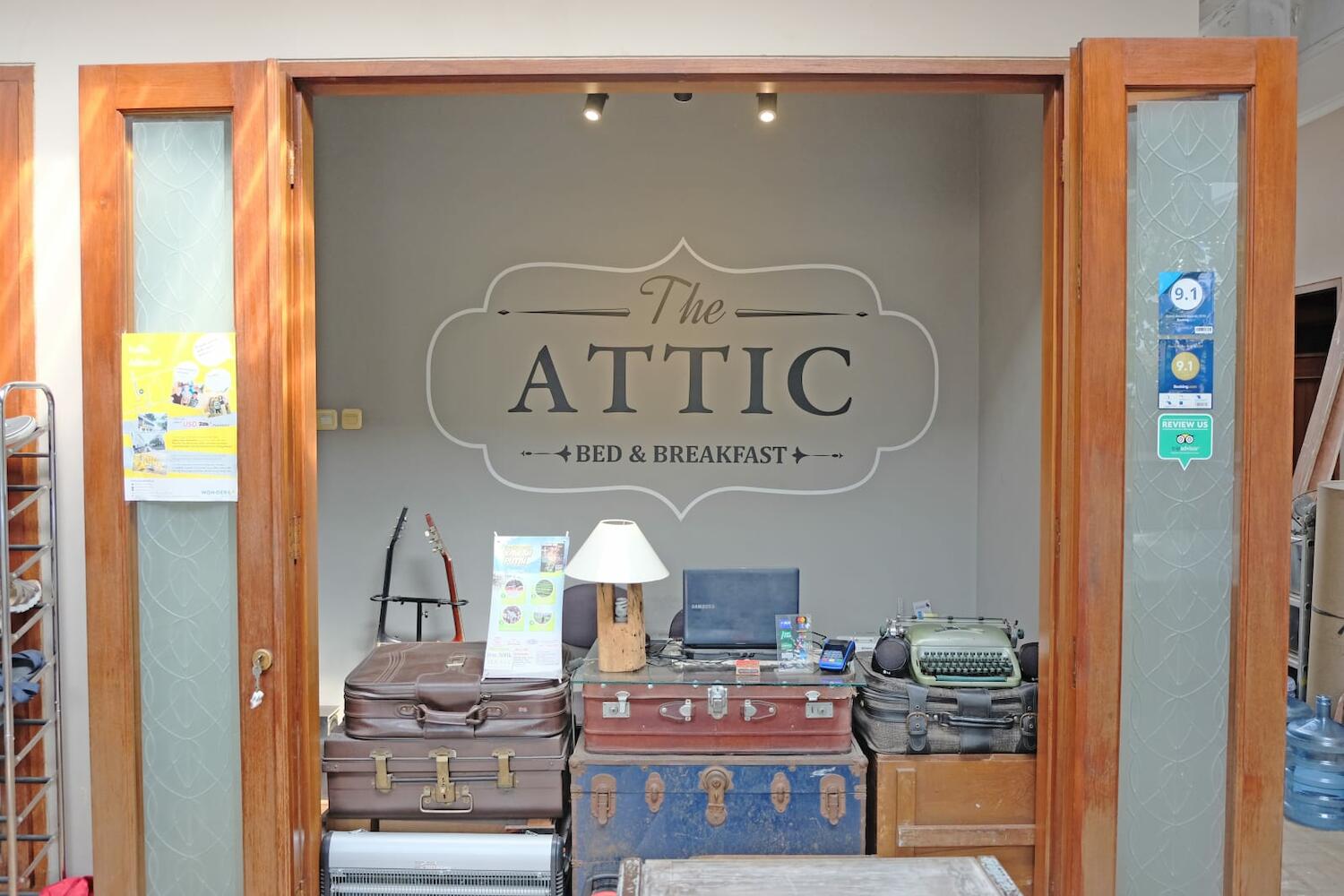 The Attic Bed & Breakfast, Bandung