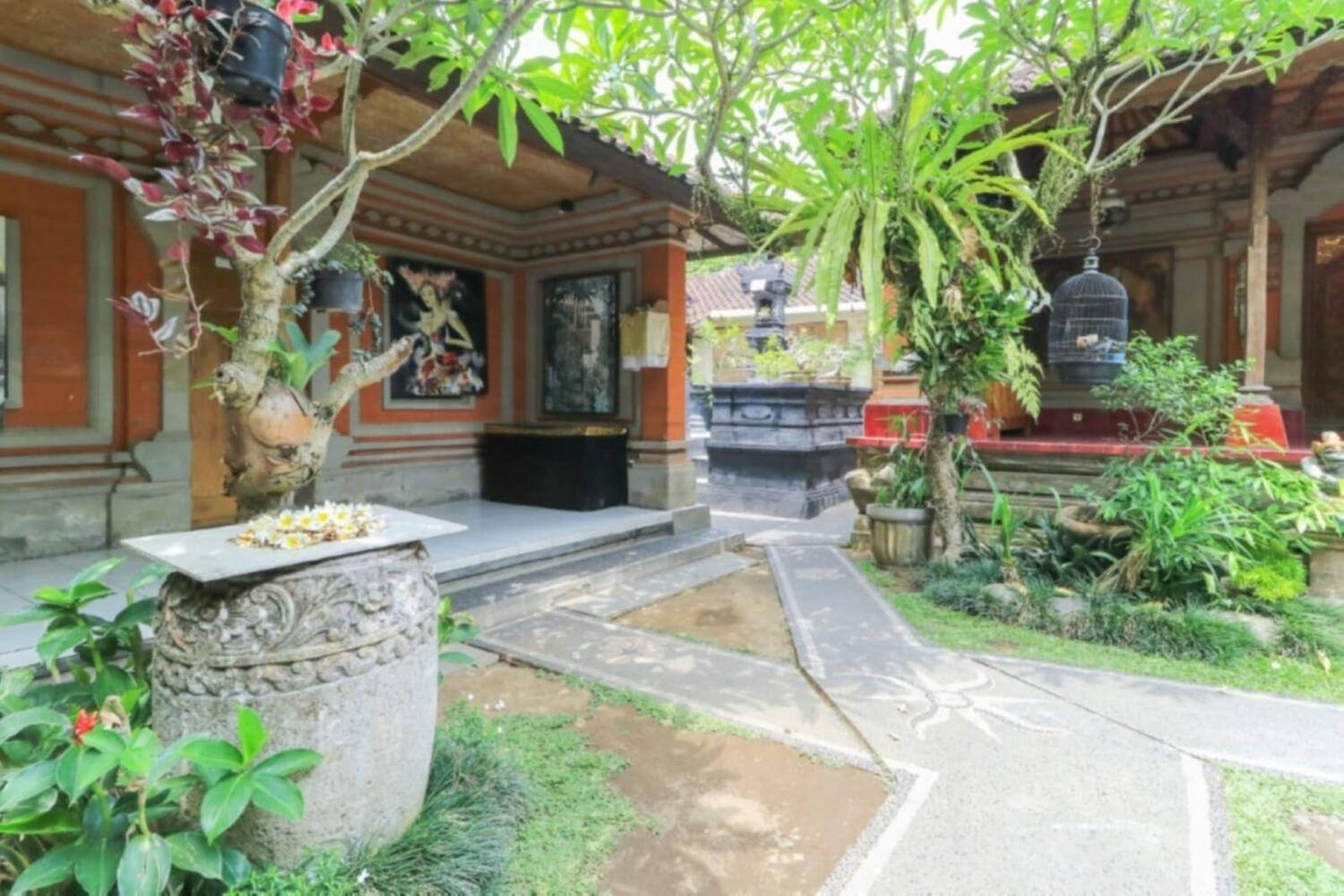 Aru House, Ubud