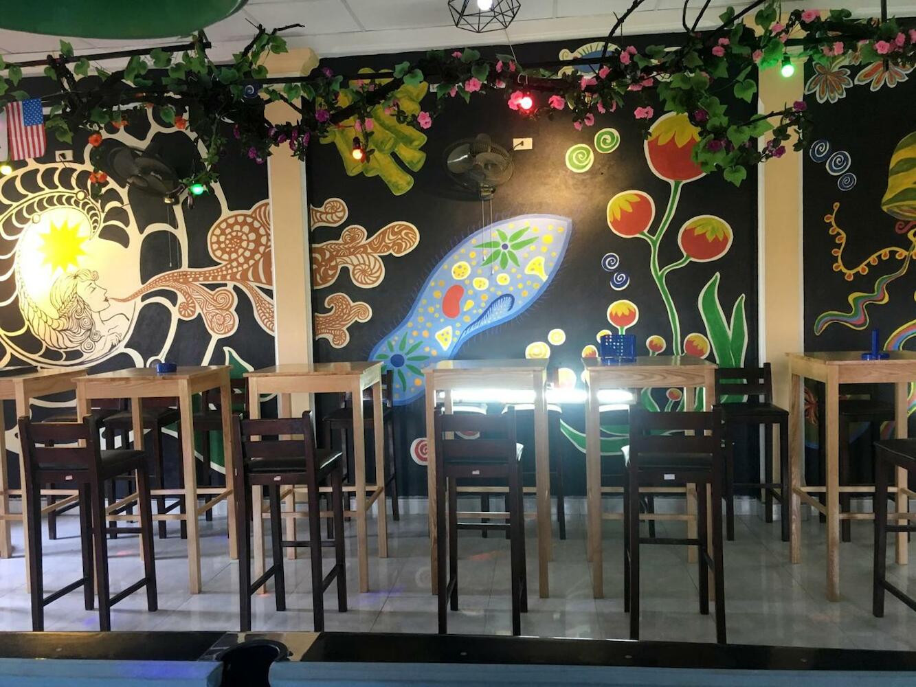 Hoa Luan Restaurant Hostel, Ninh Binh