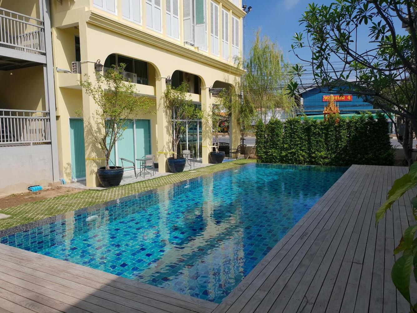 Latima Boutique Hostel, Kanchanaburi