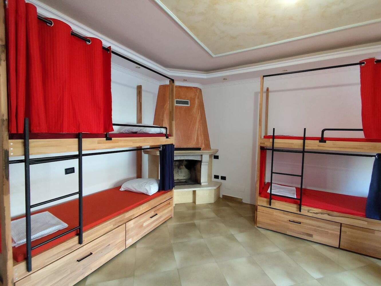 Hostel Albania, Tirana